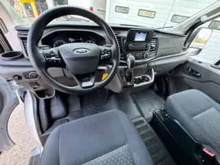 Furgoneta de carga Ford Transit 2023 AWD 250 3 puertas SWB techo bajo