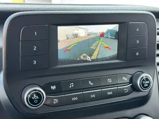 Furgoneta de carga Ford Transit 2023 AWD 250 3 puertas SWB techo bajo
