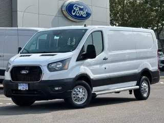 Furgoneta de carga Ford Transit 2023 AWD 250 3 puertas SWB techo bajo