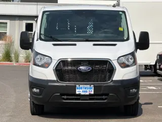 Furgoneta de carga Ford Transit 2023 AWD 250 3 puertas SWB techo bajo