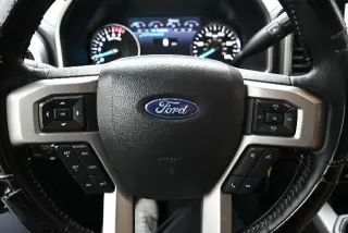 Ford F-250 Super Duty 2022 4x4 King Ranch 4 puertas Cabina Crew 6.8 pies. SB Pickup