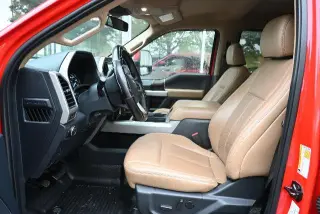 Ford F-250 Super Duty 2022 4x4 King Ranch 4 puertas Cabina Crew 6.8 pies. SB Pickup