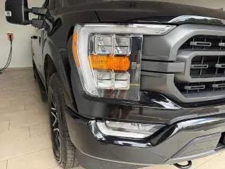 Ford F-150 2023 4x4 XLT 4 puertas SuperCrew 6.5 pies. SB