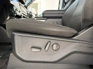 Ford F-150 2023 4x4 XLT 4 puertas SuperCrew 6.5 pies. SB