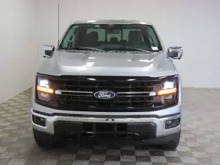 Ford F-150 2024 4x4 XLT 4 puertas SuperCrew 6.5 pies. SB