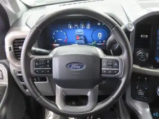 Ford F-150 2024 4x4 XLT 4 puertas SuperCrew 6.5 pies. SB