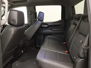 GMC Sierra 1500 2024 4x4 SLT 4 puertas Cabina Crew 6.6 pies. SB