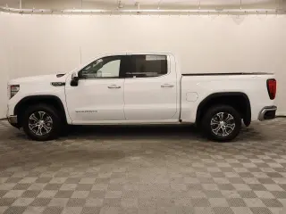 GMC Sierra 1500 2024 4x4 SLT 4 puertas Cabina Crew 6.6 pies. SB