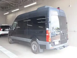 Furgoneta de pasajeros Mercedes-Benz Sprinter 2022 4x2 2500 3 puertas 144 pulg. distancia entre ejes (3.0L V6)