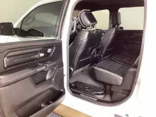 Ram 1500 2023 4x4 Limited 4 puertas Cabina Crew 5.6 pies. Caja corta Pickup