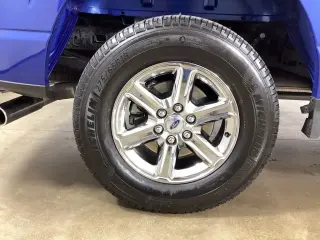 Ford F-150 2024 4x4 XLT 4 puertas SuperCrew 5.5 ft. SB