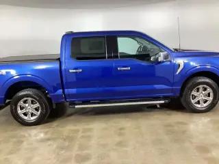 Ford F-150 2024 4x4 XLT 4 puertas SuperCrew 5.5 ft. SB
