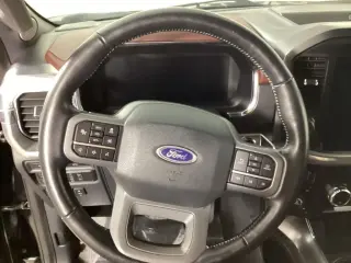 Ford F-150 2021 4x4 Lariat 4 puertas SuperCrew 5.5 pies. SB