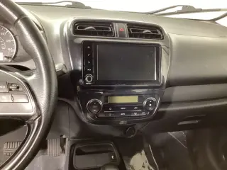 Mitsubishi Mirage G4 2022 Edición Negra 4 puertas Sedan