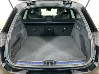Mercedes-Benz GLC 2025 AWD GLC 300 4MATIC 4 puertas SUV