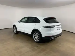 Porsche Cayenne 2022 AWD 4 puertas SUV