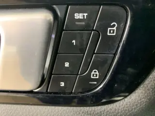 Porsche Cayenne 2022 AWD 4 puertas SUV