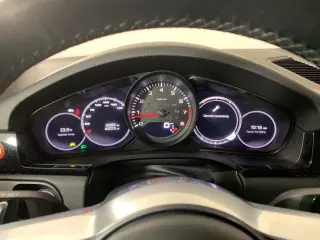 Porsche Cayenne 2022 AWD 4 puertas SUV