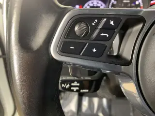 Porsche Cayenne 2022 AWD 4 puertas SUV