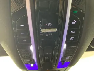 Porsche Cayenne 2022 AWD 4 puertas SUV