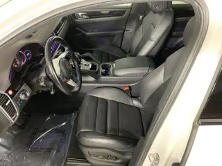 Porsche Cayenne 2022 AWD 4 puertas SUV