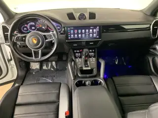 Porsche Cayenne 2022 AWD 4 puertas SUV