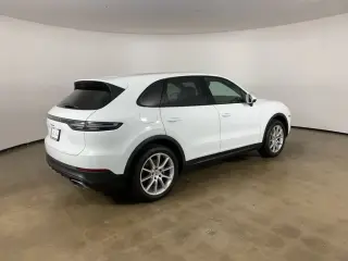 Porsche Cayenne 2022 AWD 4 puertas SUV
