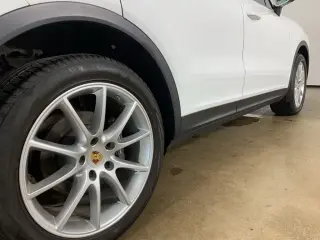 Porsche Cayenne 2022 AWD 4 puertas SUV