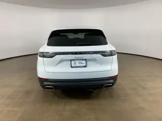 Porsche Cayenne 2022 AWD 4 puertas SUV