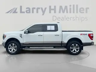 Ford F-150 2021 4x4 King Ranch 4 puertas SuperCrew 5.5 pies. Caja corta