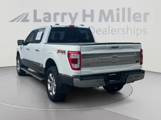 Ford F-150 2021 4x4 King Ranch 4 puertas SuperCrew 5.5 pies. Caja corta