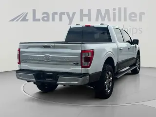 Ford F-150 2021 4x4 King Ranch 4 puertas SuperCrew 5.5 pies. Caja corta