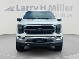 Ford F-150 2021 4x4 King Ranch 4 puertas SuperCrew 5.5 pies. Caja corta