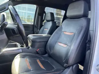 GMC Sierra 3500HD 2021 4x4 AT4 Cabina Crew 4 puertas SRW