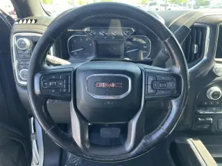 GMC Sierra 3500HD 2021 4x4 AT4 Cabina Crew 4 puertas SRW