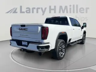 GMC Sierra 3500HD 2021 4x4 AT4 Cabina Crew 4 puertas SRW