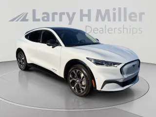 Ford Mustang Mach-E 2023 AWD Premium 4 puertas SUV