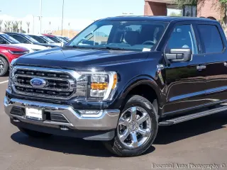 Ford F-150 2021 4x4 XLT 4 puertas SuperCrew 5.5 pies. SB