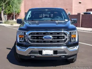 Ford F-150 2021 4x4 XLT 4 puertas SuperCrew 5.5 pies. SB