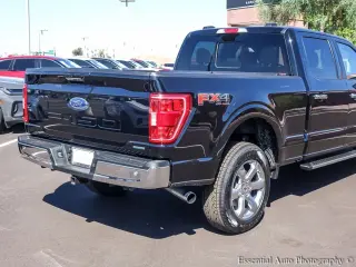 Ford F-150 2021 4x4 XLT 4 puertas SuperCrew 5.5 pies. SB