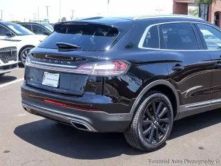 Lincoln Nautilus 2023 AWD Reserve 4 puertas SUV