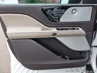 Lincoln Aviator 2023 AWD Reserve 4 puertas SUV