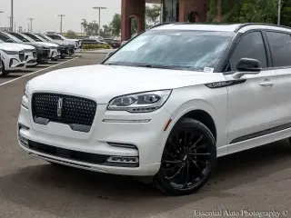 Lincoln Aviator 2023 AWD Reserve 4 puertas SUV