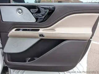 Lincoln Aviator 2023 AWD Reserve 4 puertas SUV