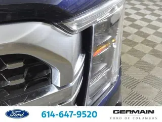 Ford F-150 2023 4x4 Platinum 4 puertas SuperCrew 5.5 pies. SB
