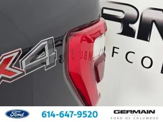 Ford F-150 2023 4x4 Platinum 4 puertas SuperCrew 5.5 pies. SB