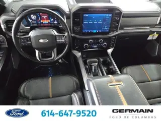 Ford F-150 2023 4x4 Platinum 4 puertas SuperCrew 5.5 pies. SB