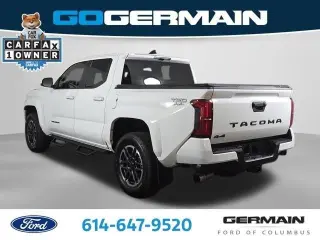 Toyota Tacoma 2026 4x4 TRD Sport 4 puertas Cabina Doble 5.0 pies SB 8A
