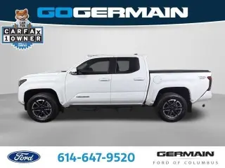 Toyota Tacoma 2026 4x4 TRD Sport 4 puertas Cabina Doble 5.0 pies SB 8A