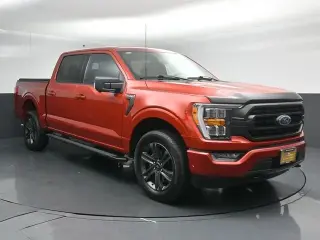 Ford F-150 2023 4x4 XLT 4 puertas SuperCrew 5.5 pies. Caja Corta